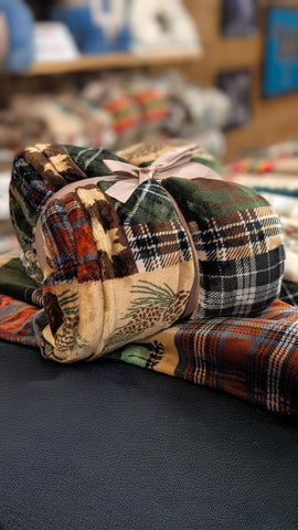 Plush Throw Blanket- Tree Plaid